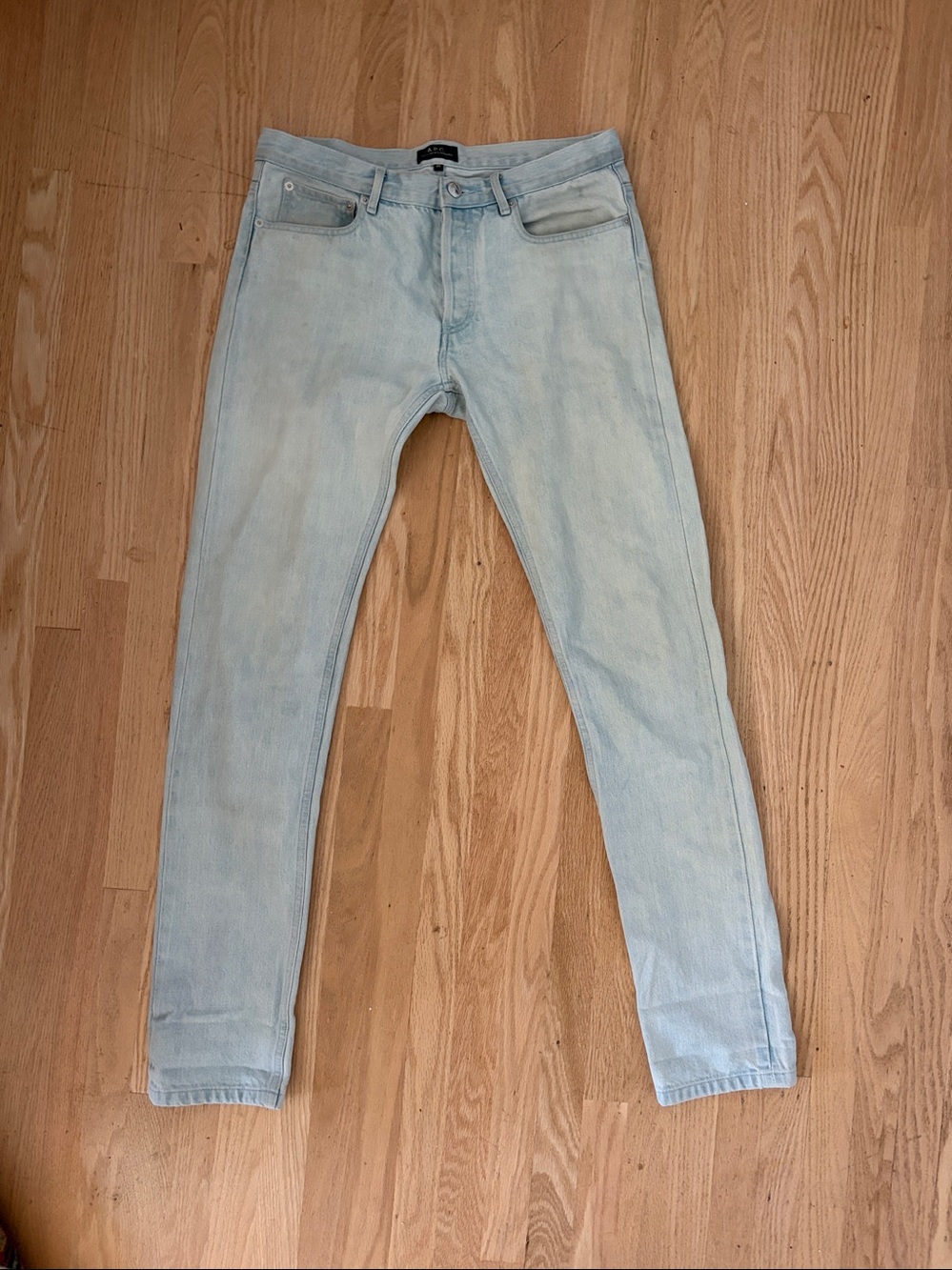 APC petite new standard light wash jeans size 30